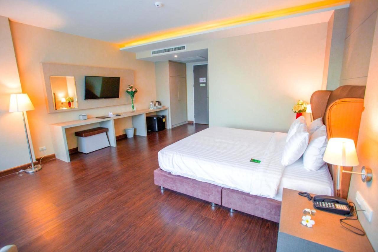 The Cheewin Hotel And Convention Chum Phae Экстерьер фото
